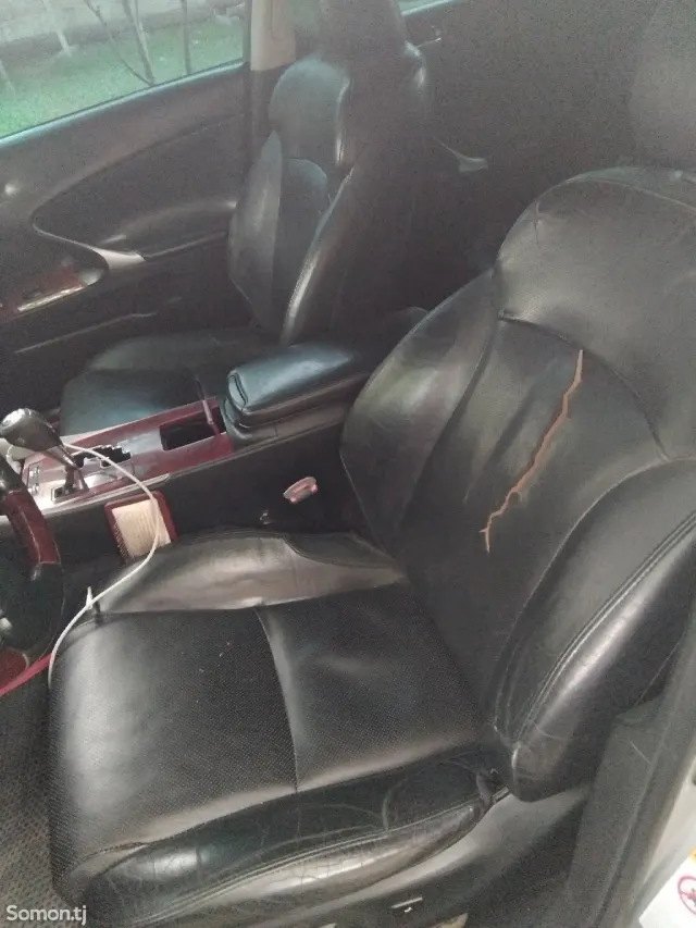 Lexus IS series 2006 · 2.5 AT