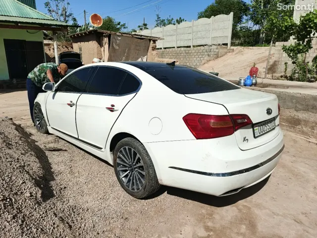 Kia K7 2012 · 2.4 AT