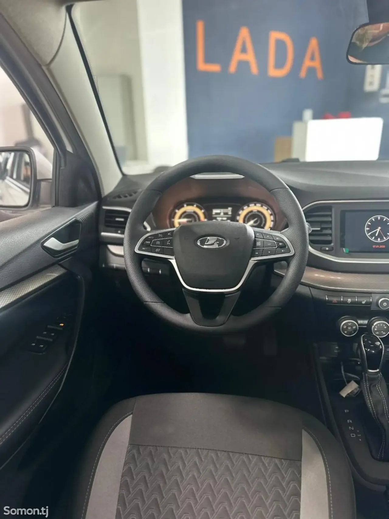 Lada (ВАЗ) Vesta 2025 · 1.6 AT