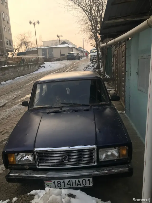 Lada (ВАЗ) 2107 1998 · 0.7 MT