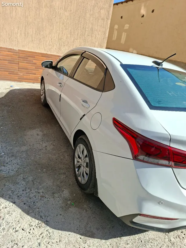 Hyundai Solaris 2019 · 1.6 AT