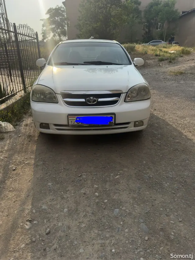 Daewoo Lacetti 2004 · 1.8 AT