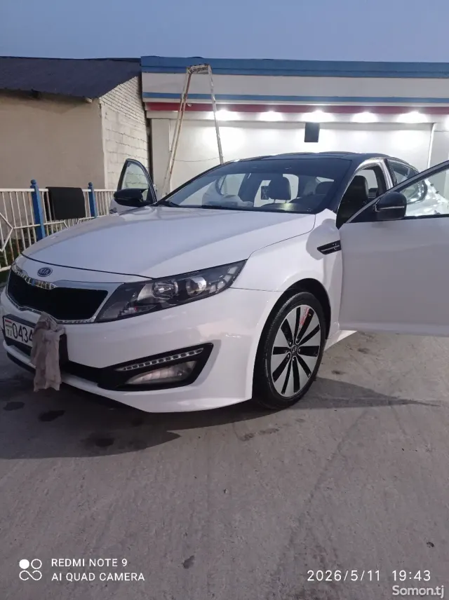 Kia K5 2013 · 2.0 AT