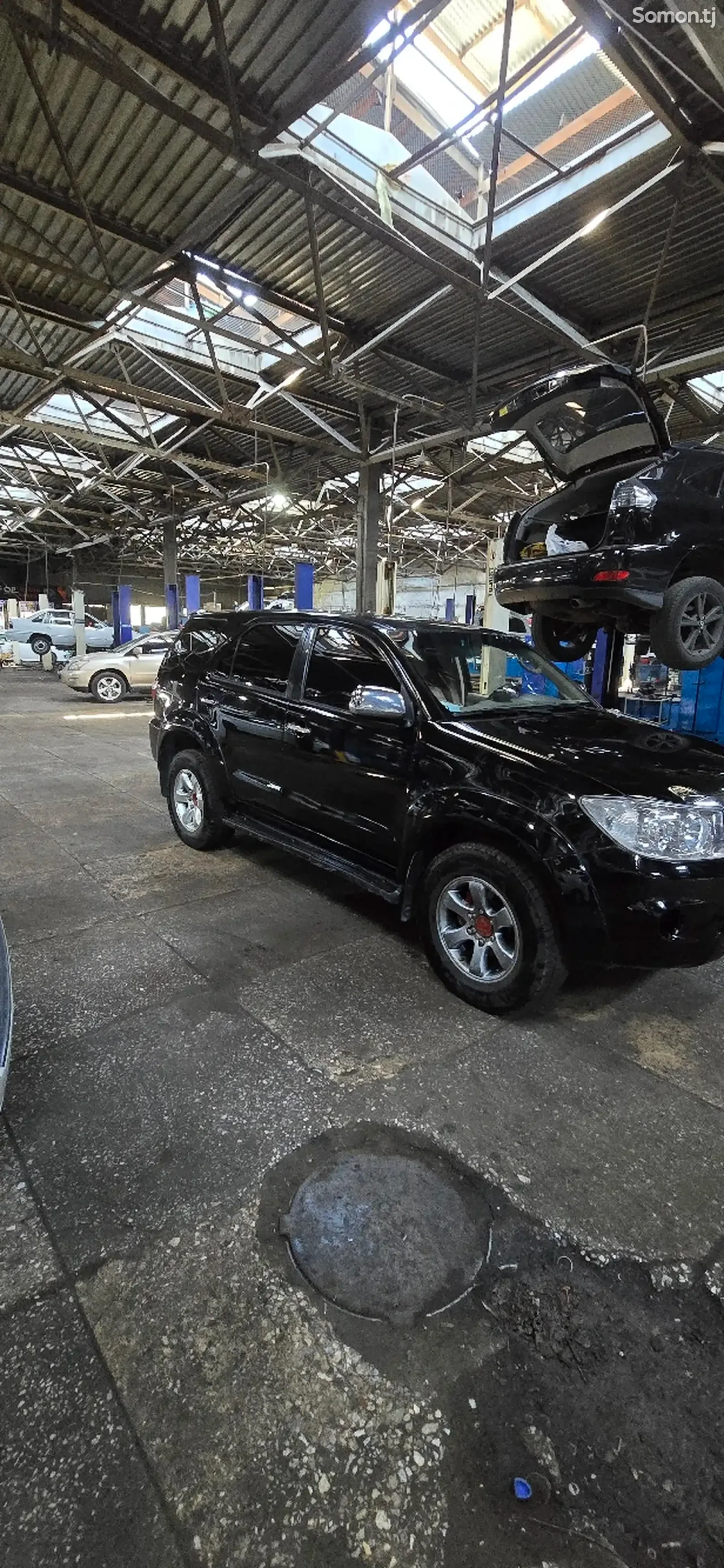 Toyota Fortuner 2008 · 2.7 MT