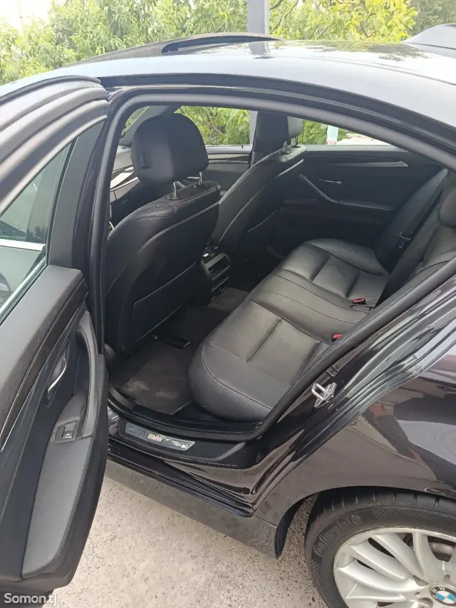 BMW 5 series 2014 · 2.0 AT