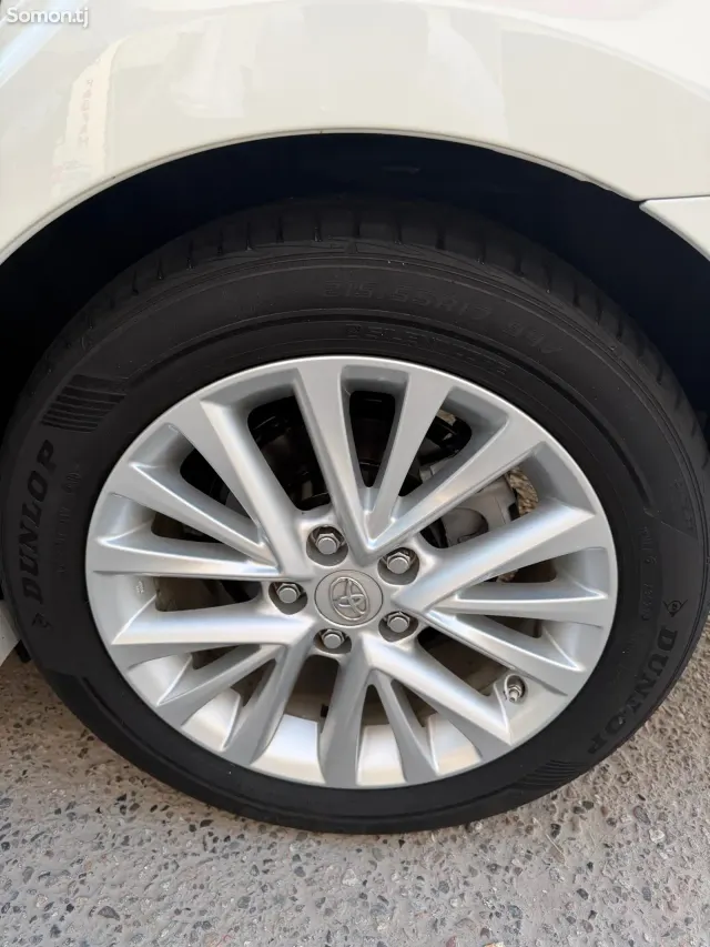 Toyota Camry 2015 · 2.5 AT