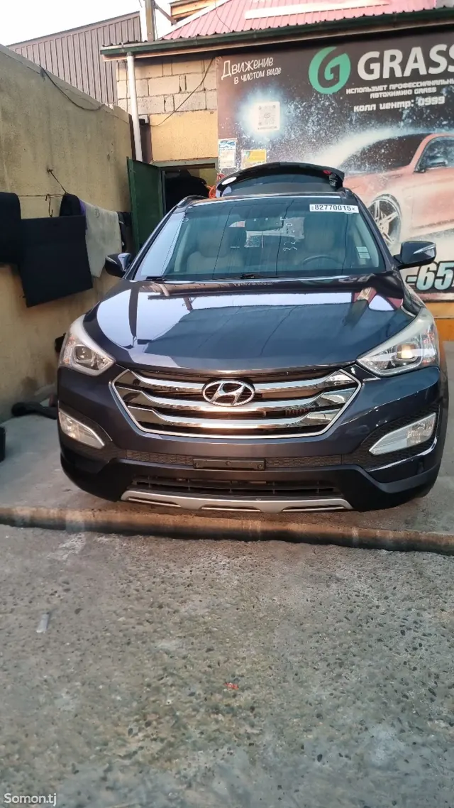 Hyundai Santa Fe 2016 · 2.0 AT