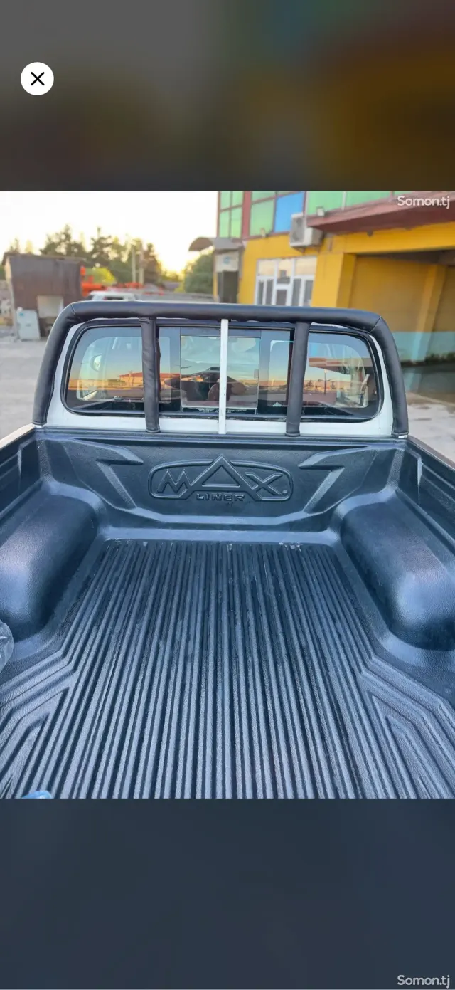 Toyota Hilux 2018 · 2.7 MT
