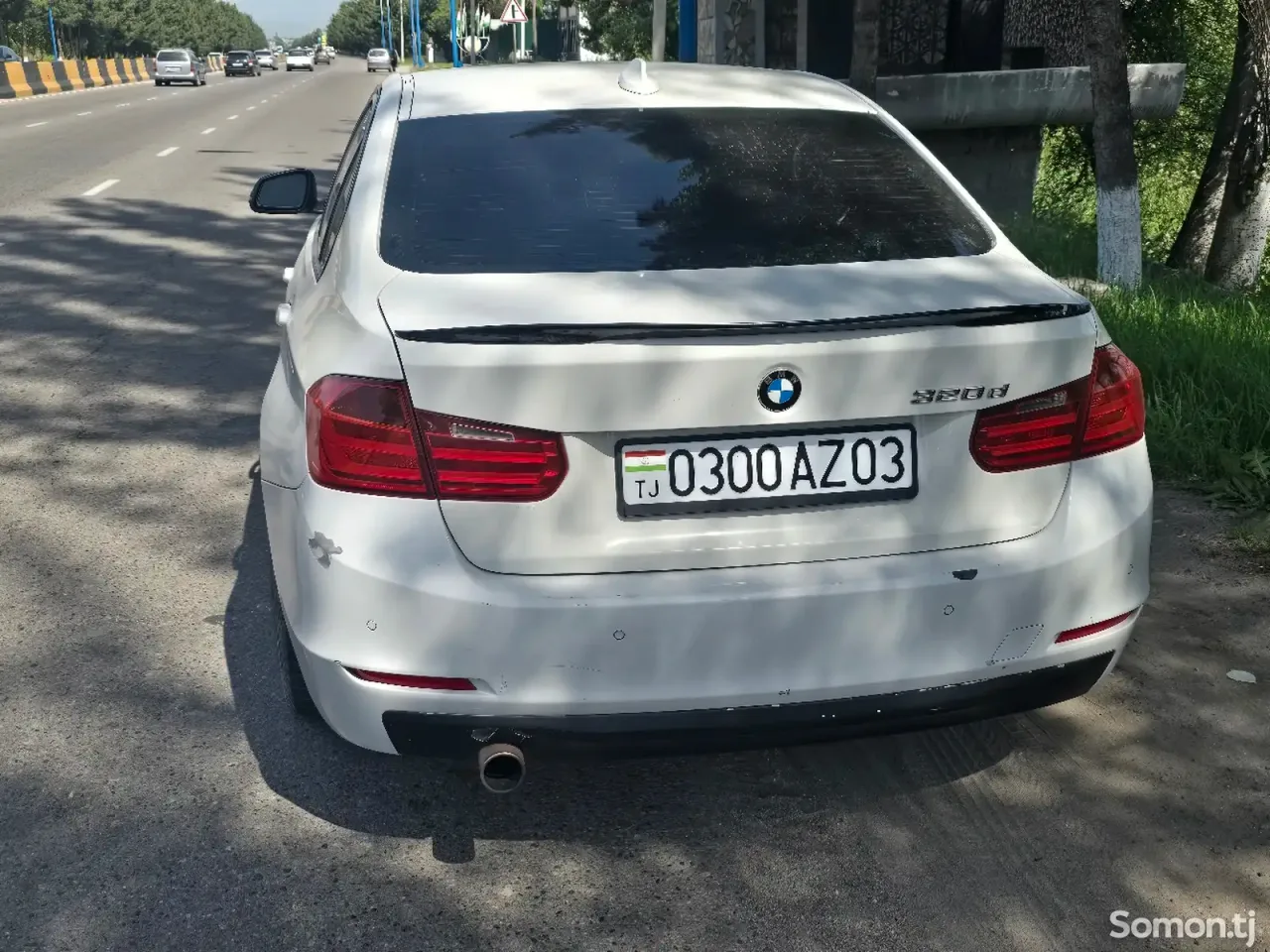 BMW 3 series 2014 · 2.0 AT
