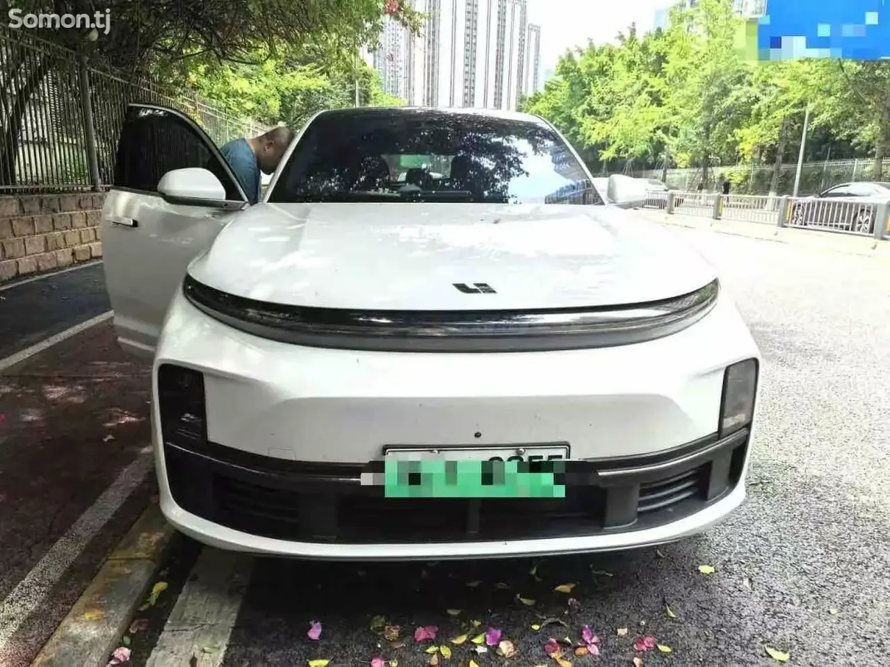 Li Auto (Lixiang) L7 2023 · 1.5 AT