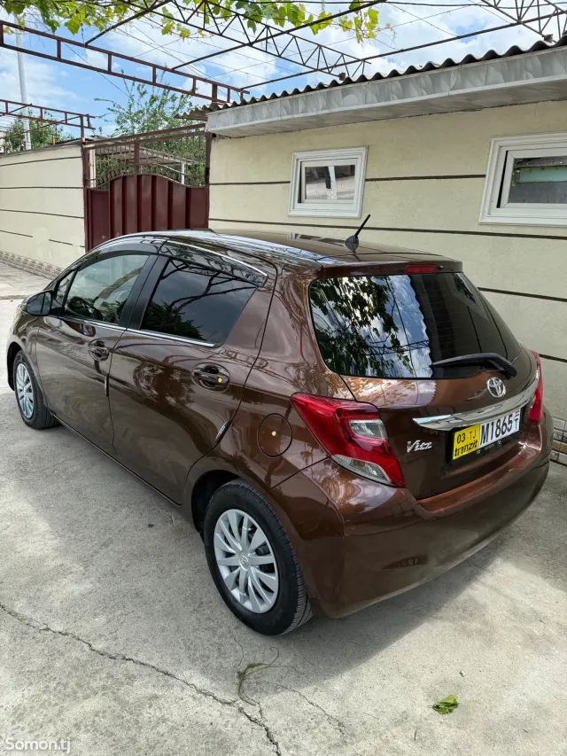 Toyota Vitz 2014 · 1.3 AT
