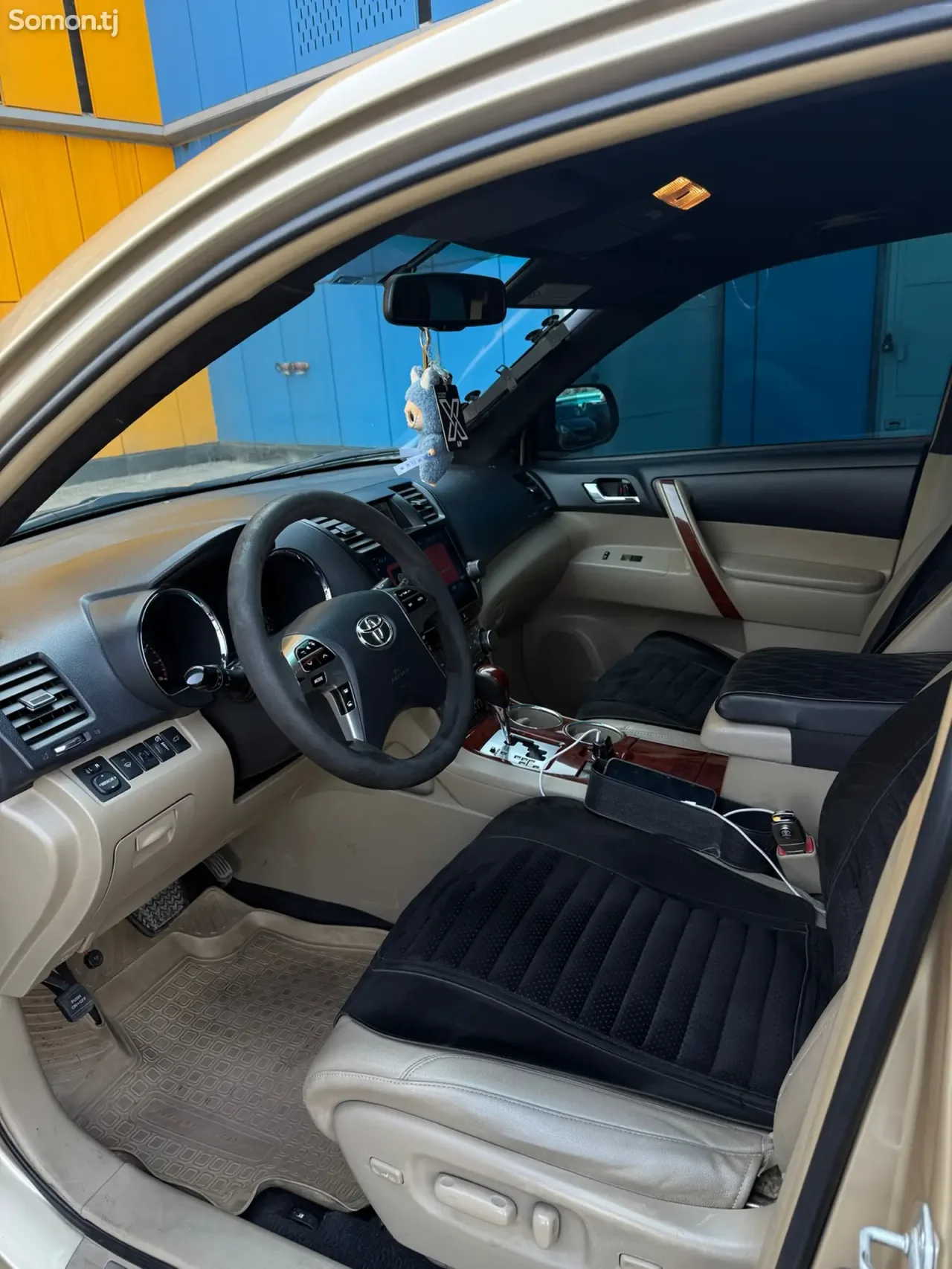 Toyota Highlander 2012 · 3.5 AT