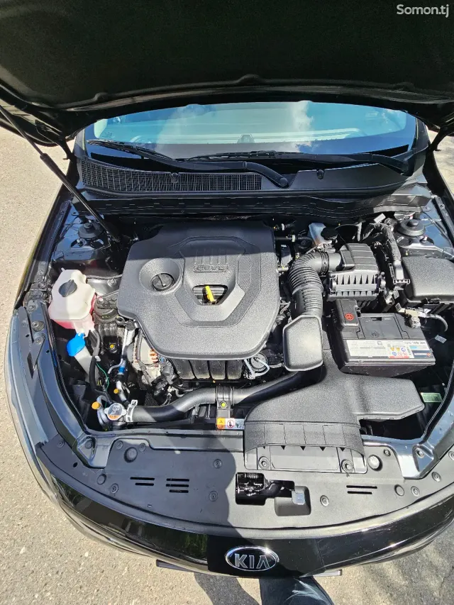 Kia K5 2014 · 2.0 AT