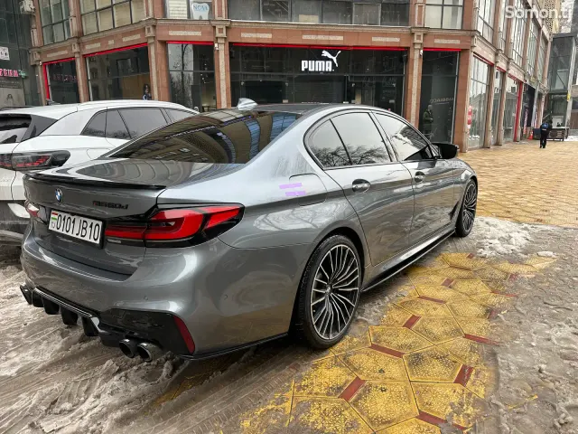 BMW 5 series 2018 · 3.0 AT