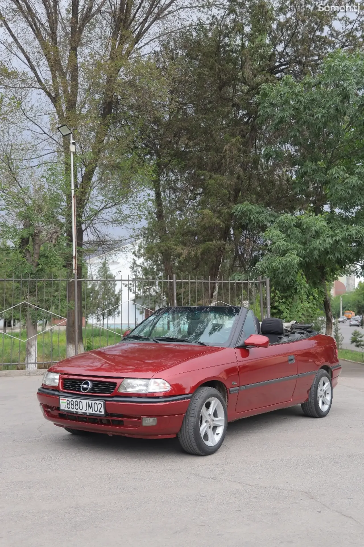 Opel Astra F 1995 · 1.6 MT