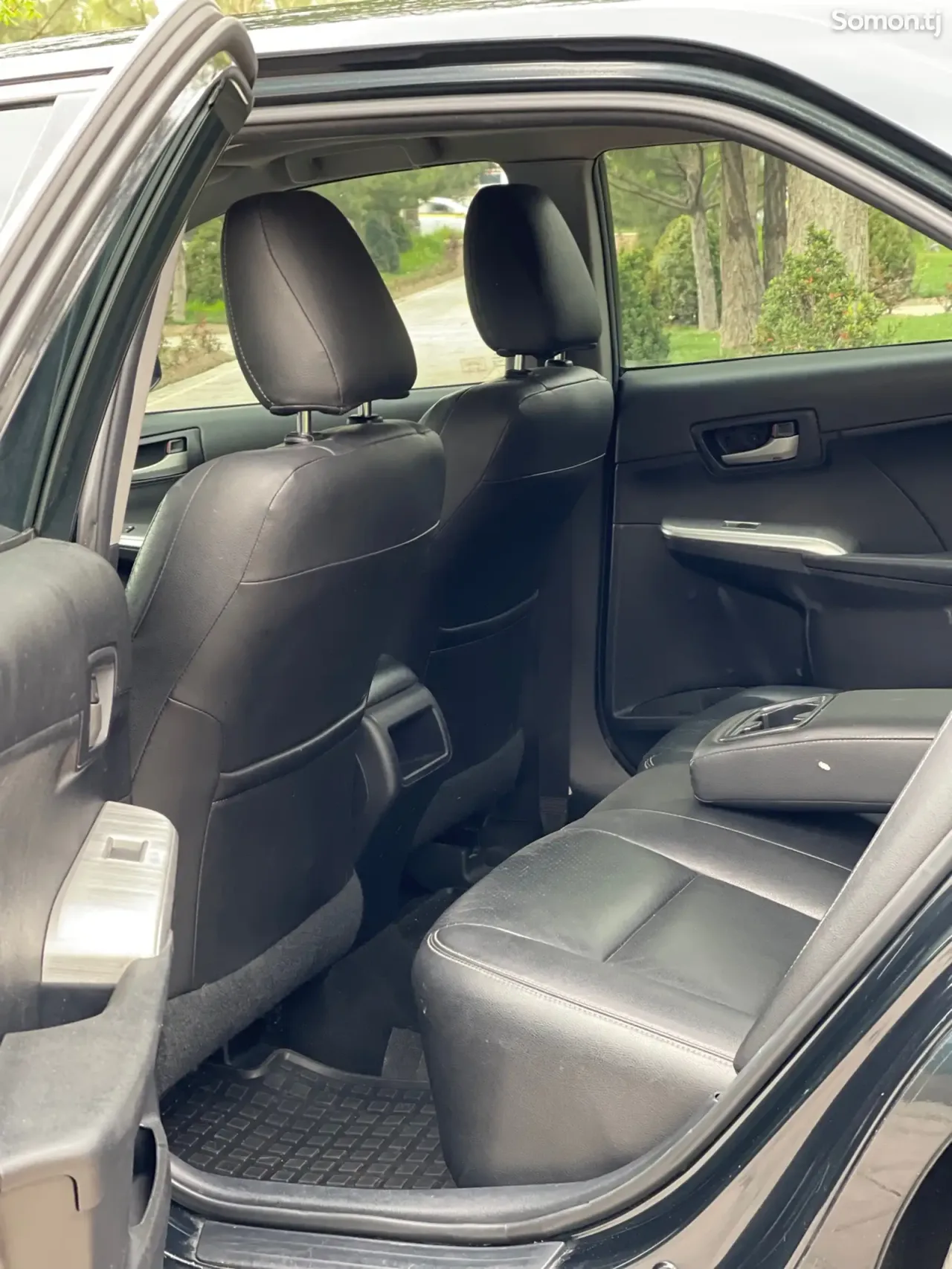 Toyota Camry 2014 · 2.5 AT