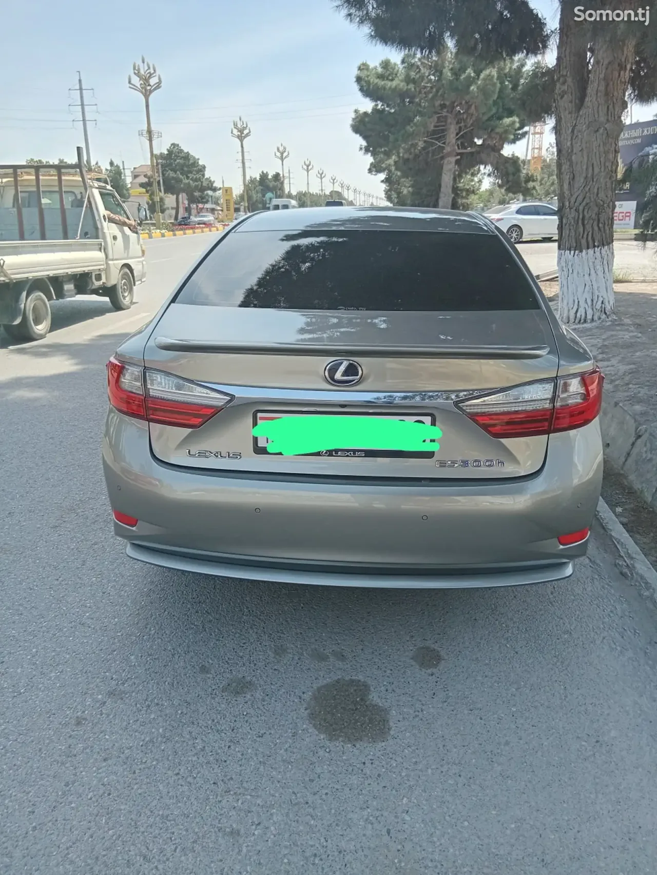 Lexus ES series 2017 · 3.0 AT