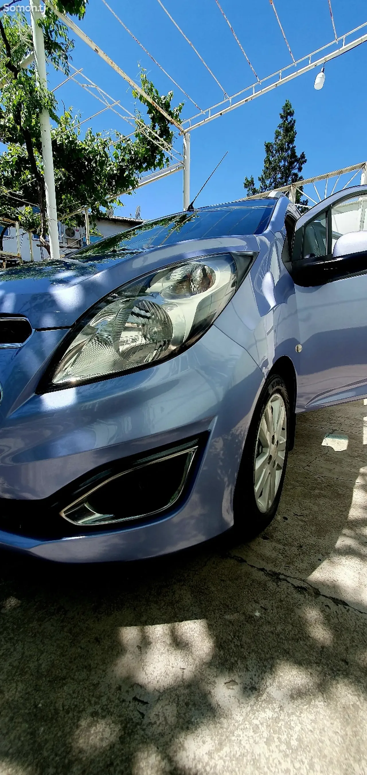 Chevrolet Spark 2014 · 1.1 AT