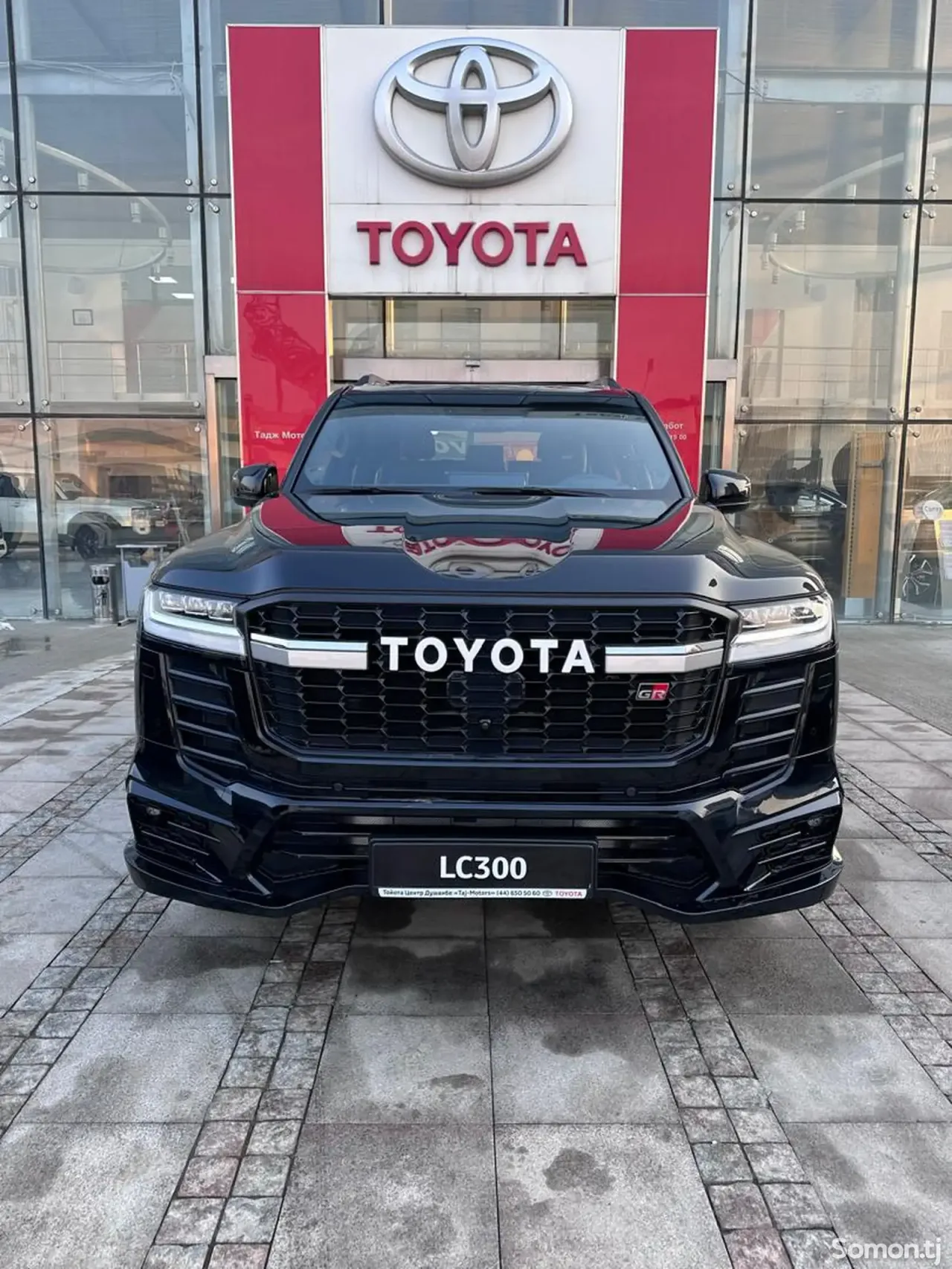 Toyota Land Cruiser 2025 · 3.5 AT
