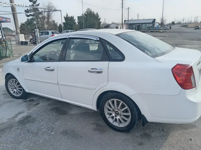 Chevrolet Lacetti 2006 · 1.6 AT