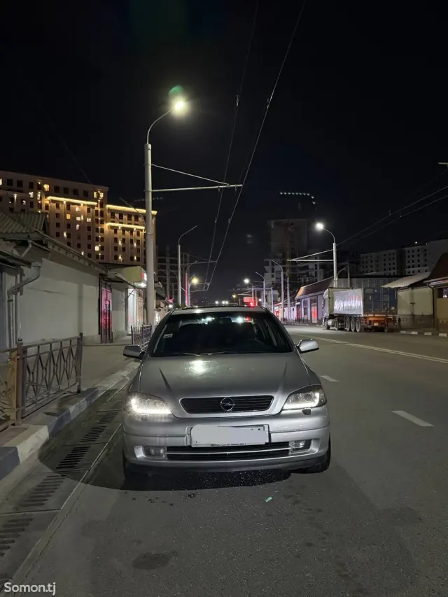 Opel Astra G 2006 · 2.2 MT