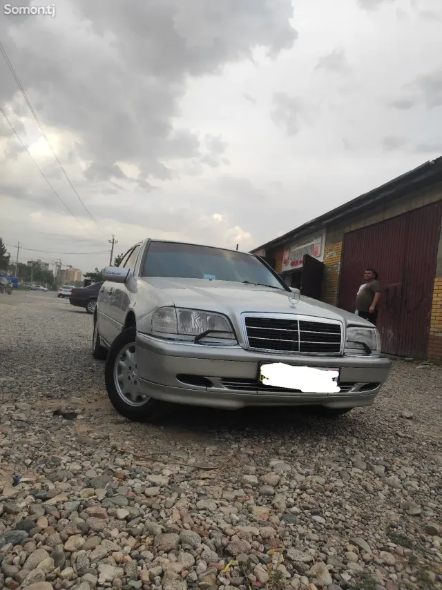 Mercedes-Benz C class 1998 · 2.0 MT