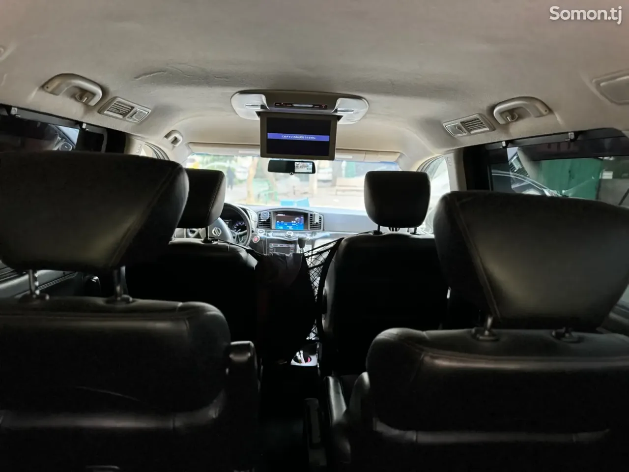 Nissan Elgrand 2014 · 2.5 AT
