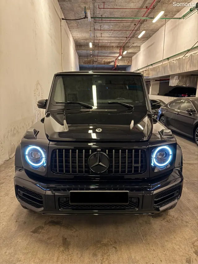 Mercedes-Benz G class 2024 · AT