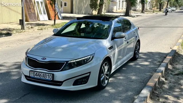 Kia K5 2014 · 2.0 AT