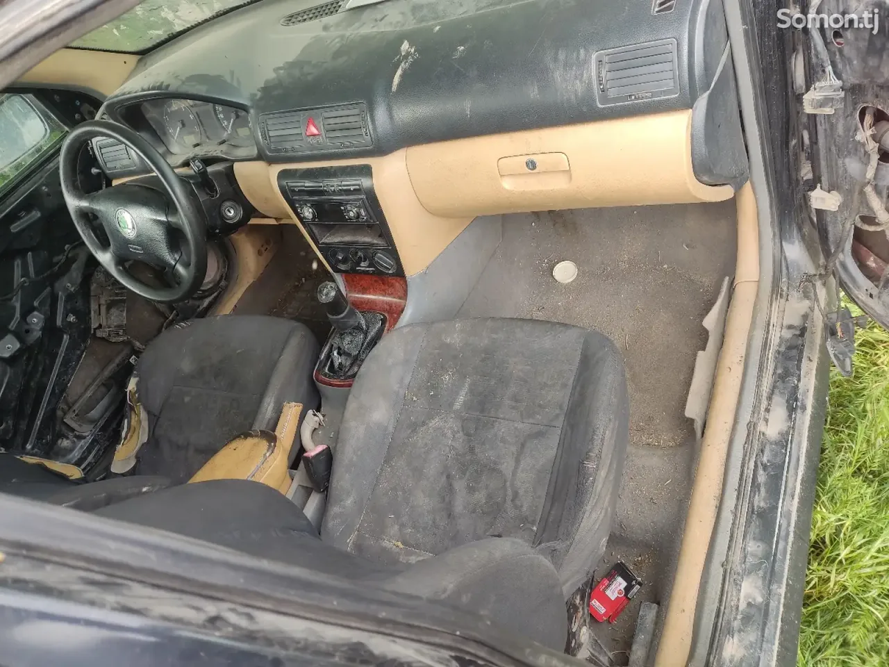 Skoda Octavia 2000 · 1.6 MT