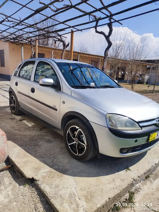 Opel Corsa 2006 · 1.7 MT