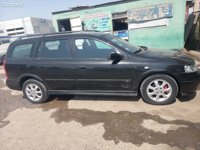 Opel Astra G 2000 · 1.6 MT