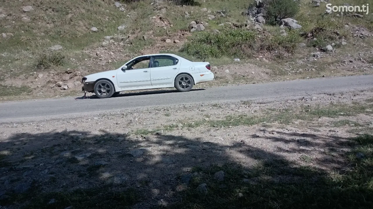 Nissan Maxima 2002 · 3.0 AT