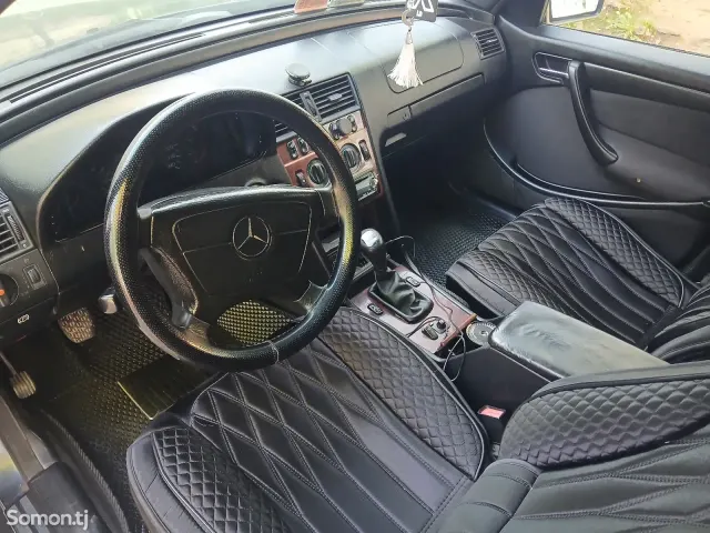 Mercedes-Benz C class 1998 · 2.0 MT