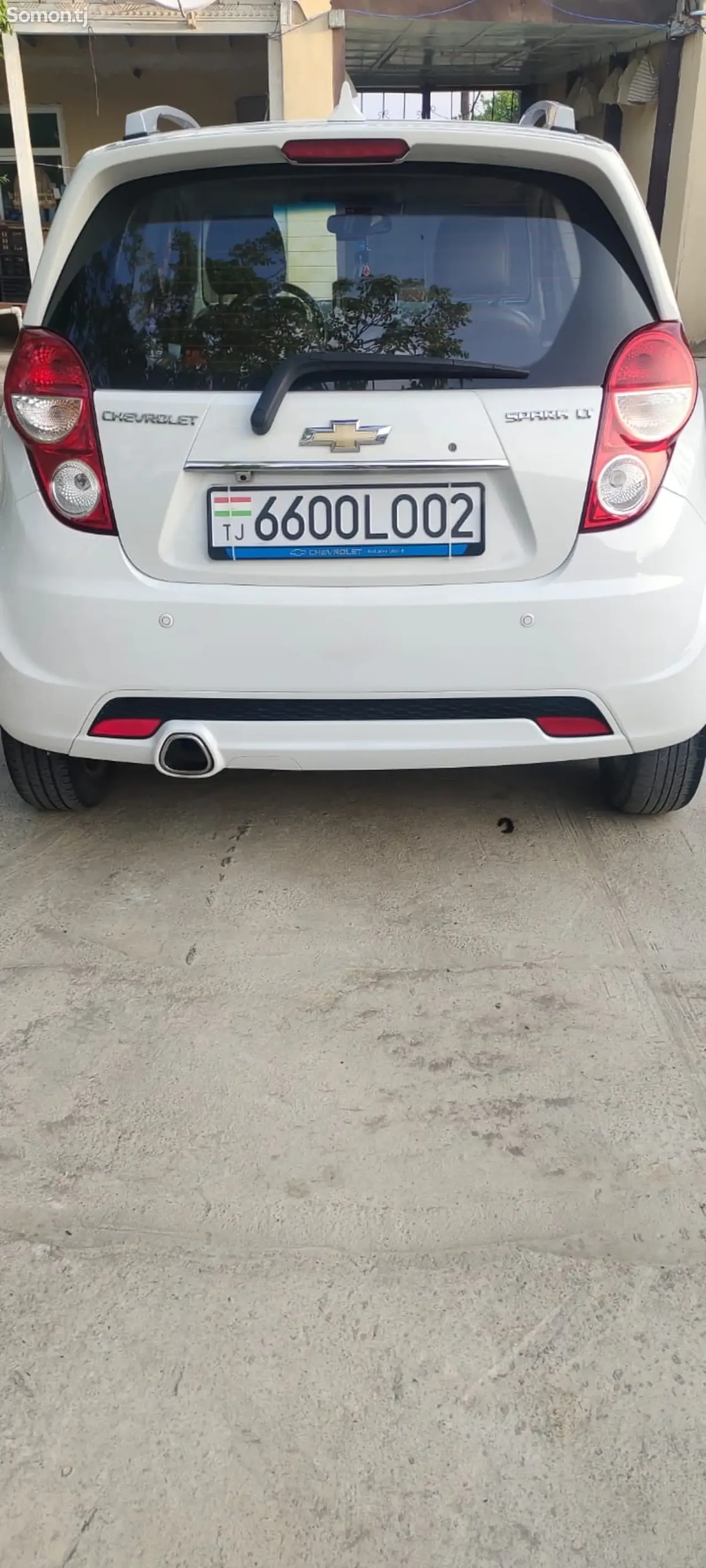 Chevrolet Spark 2015 · 1.1 AT