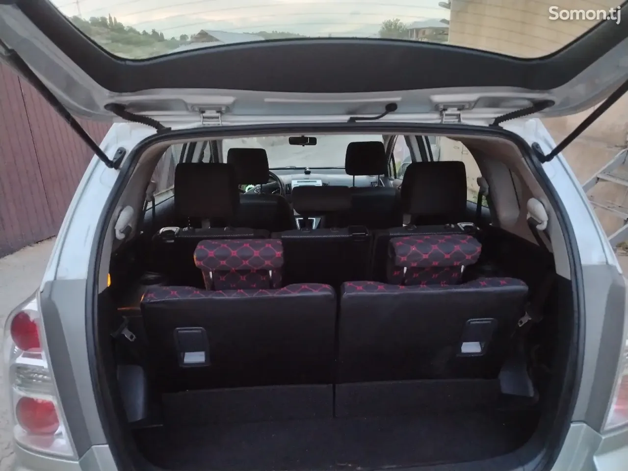 Toyota Corolla Verso 2008 · 2.2 MT