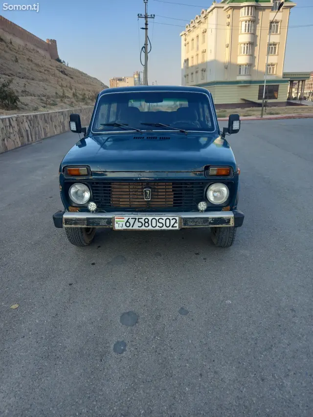 Lada (ВАЗ) Нива 1997 · 1.7 MT