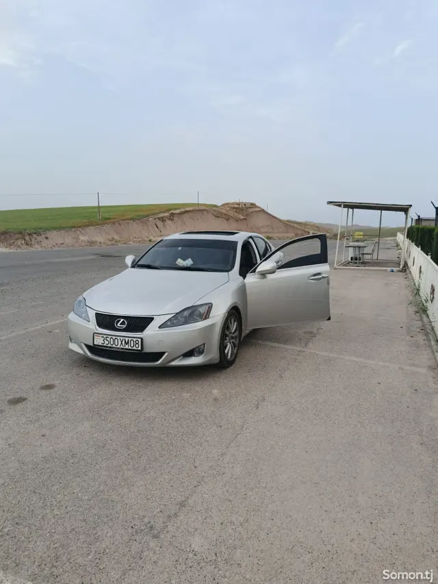 Lexus IS series 2008 · 2.5 AT
