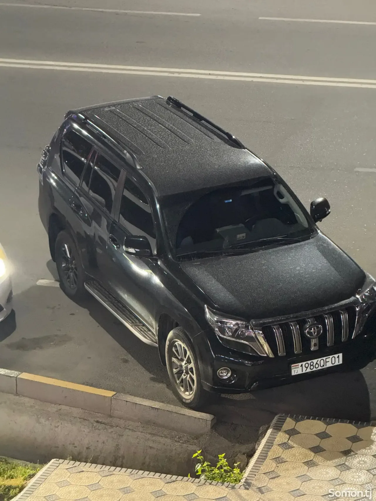 Toyota Land Cruiser Prado 2013 · 3.0 AT