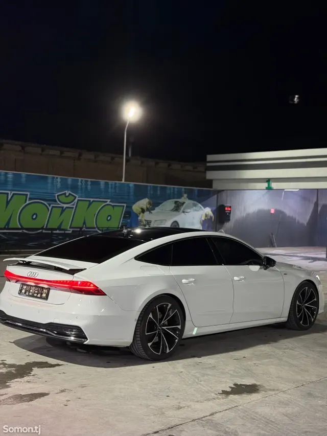Audi A7 2021 · 3.0 AT