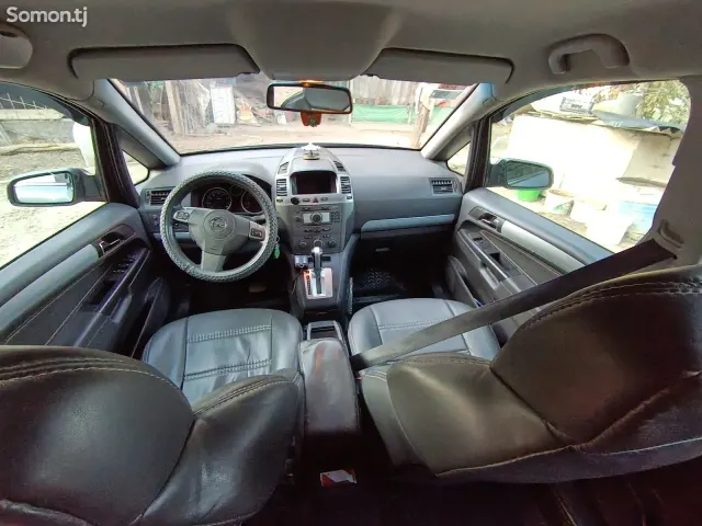 Opel Zafira 2007 · 2.2 AT