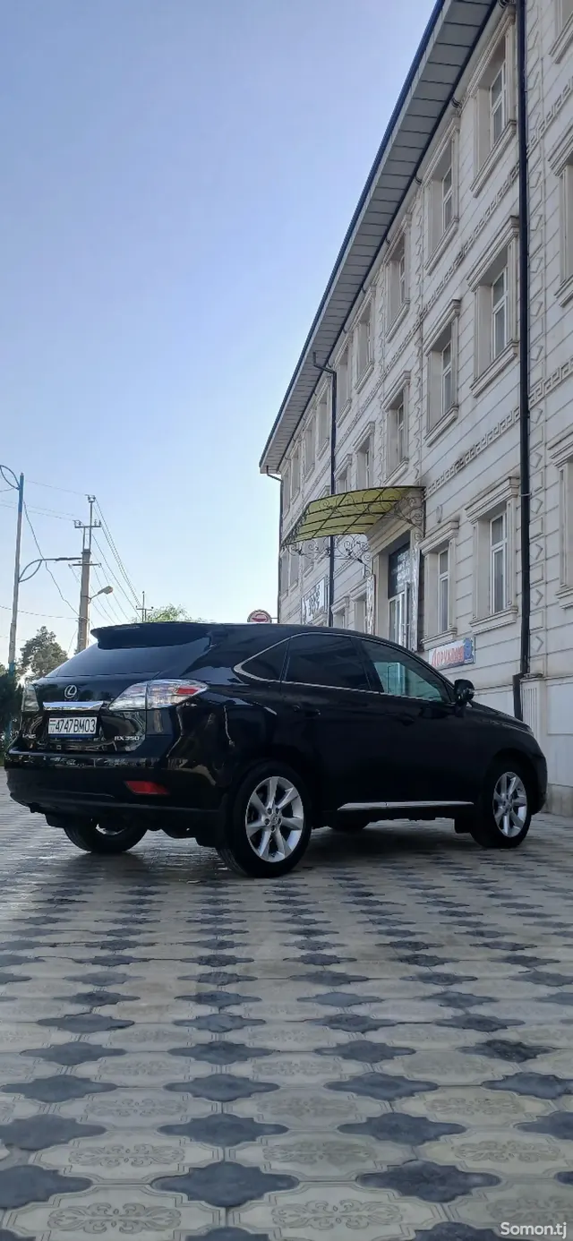 Lexus RX series 2011 · 3.5 AT
