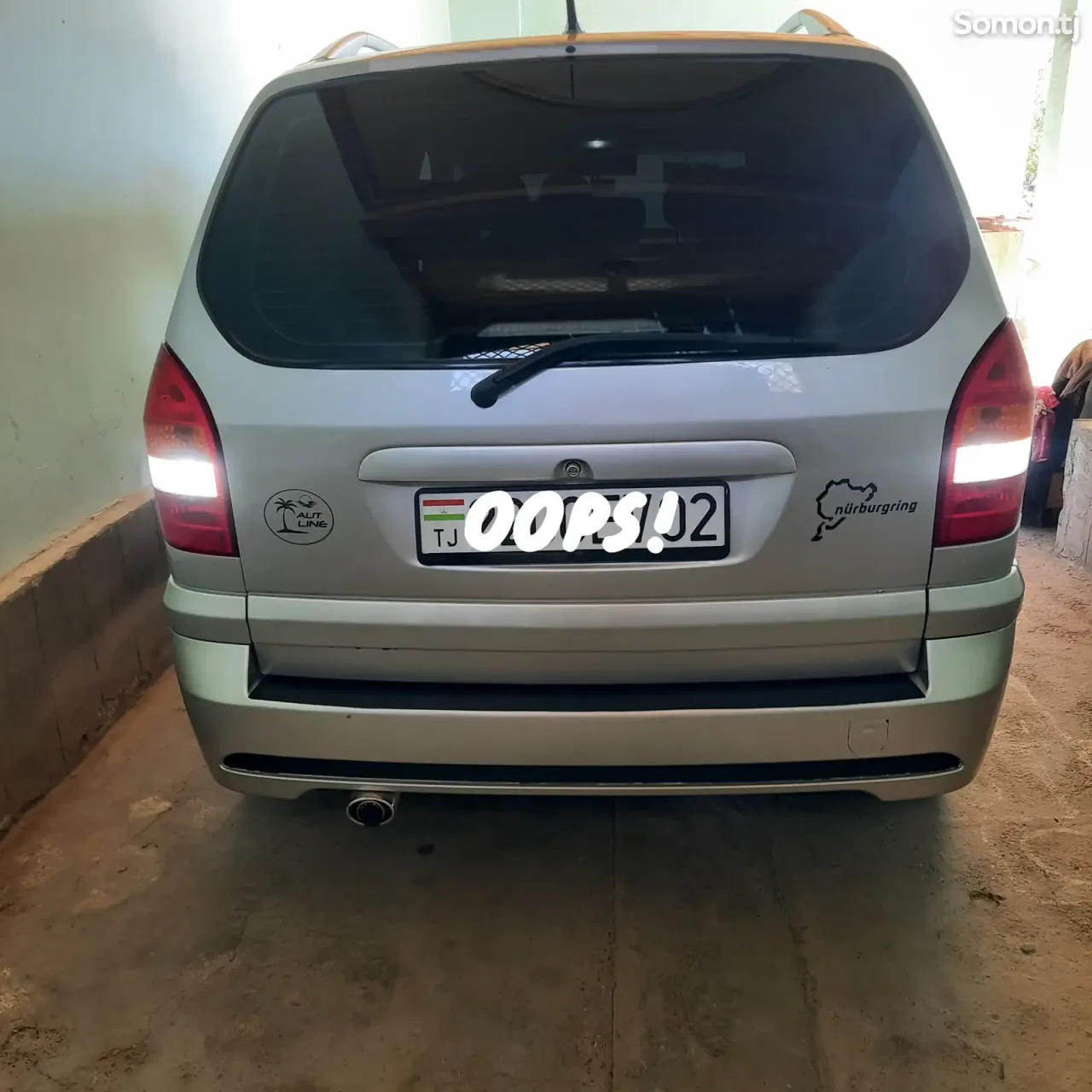 Opel Zafira 1999 · 1.6 MT
