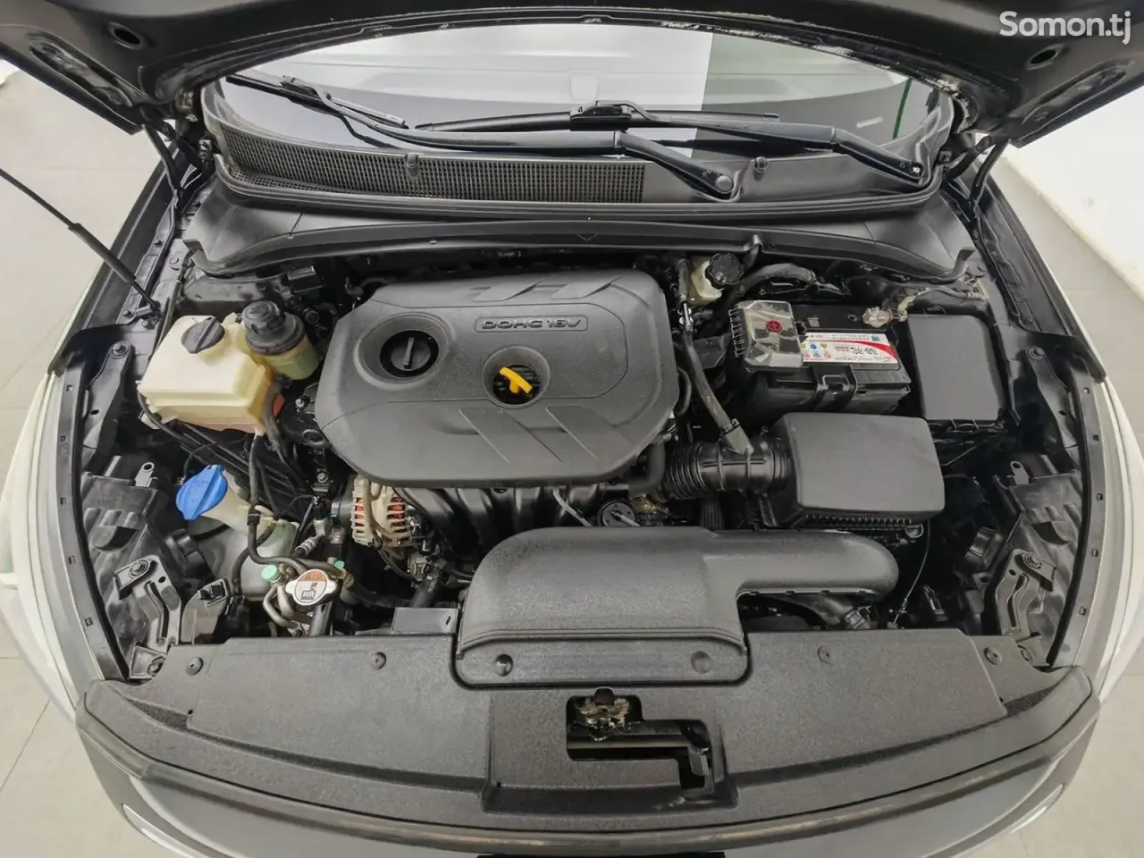 Hyundai Sonata 2014 · 1.8 AT