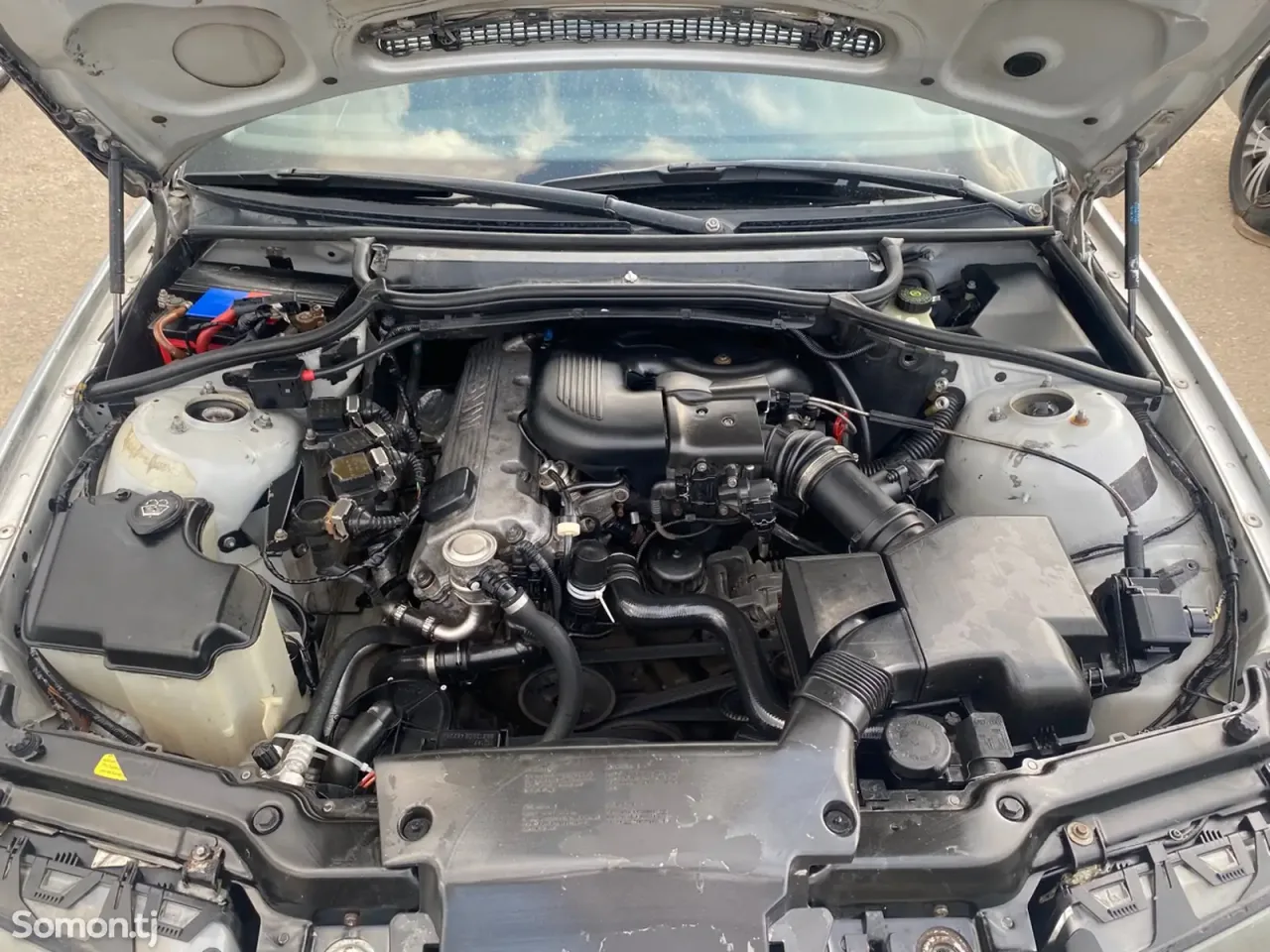 BMW 3 series 2001 · 1.8 MT