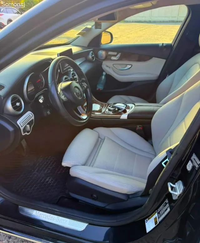 Mercedes-Benz C class 2016 · 2.0 AT