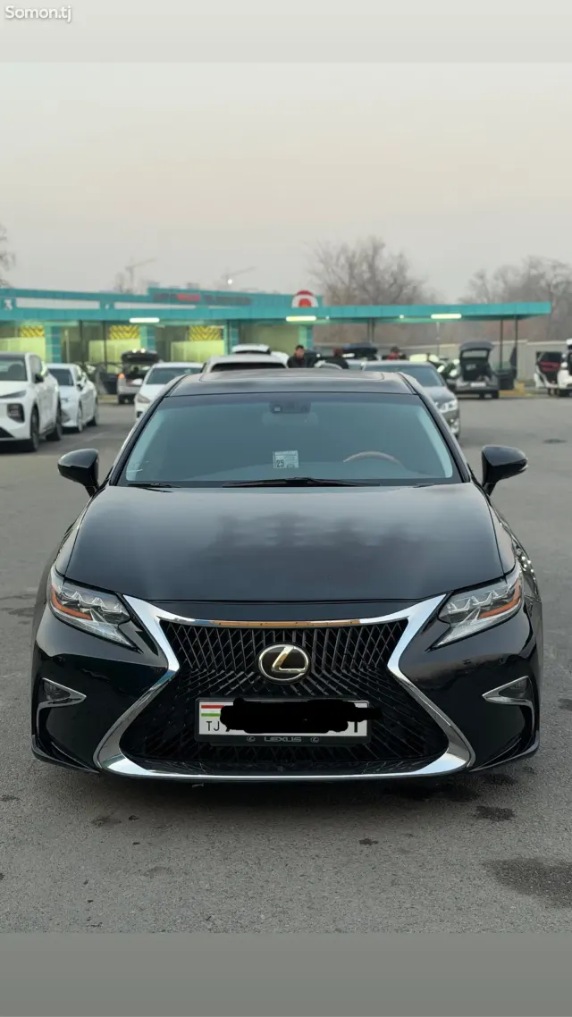 Lexus ES series 2014 · 3.0 AT