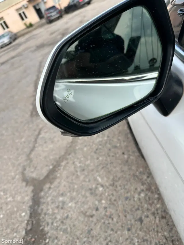 Toyota Camry 2021 · 2.5 AT