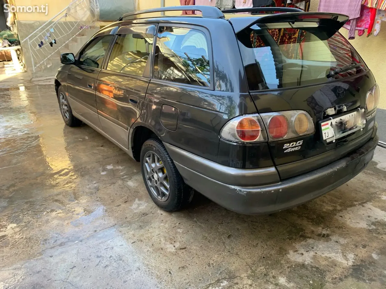 Toyota Caldina 1998 · 2.0 AT