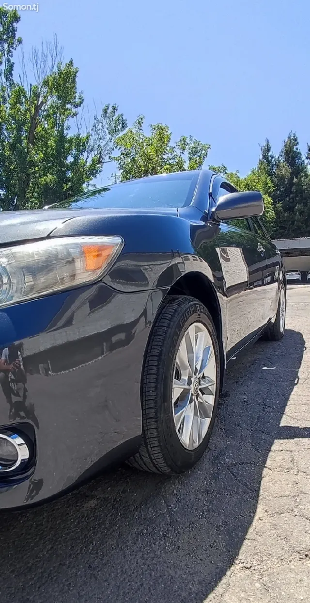 Toyota Camry 2011 · 2.5 AT
